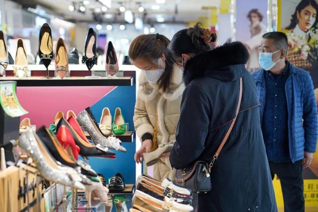 坐着BRT,逛吃临沂!这趟公交慢游,藏着整座城的烟火~