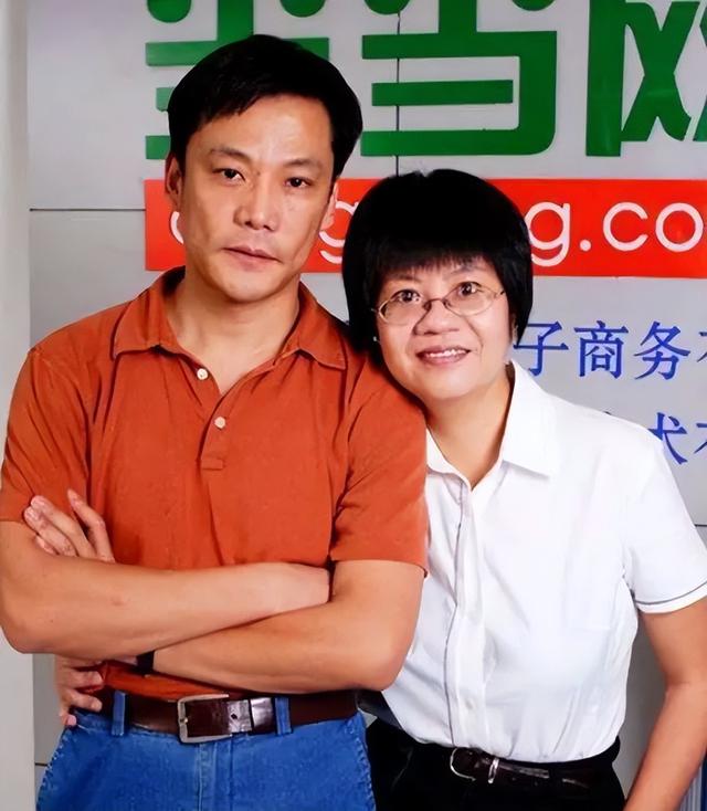 李国庆和张丹红婚礼捐150万，庆渝年风波终是结束了