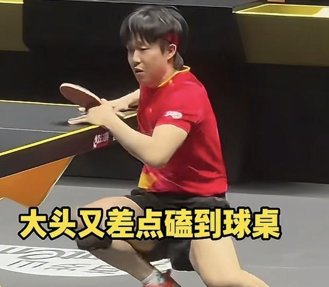 王楚钦男双夺冠后却一点都不高兴！王励勤上前关心，他只说了三字
