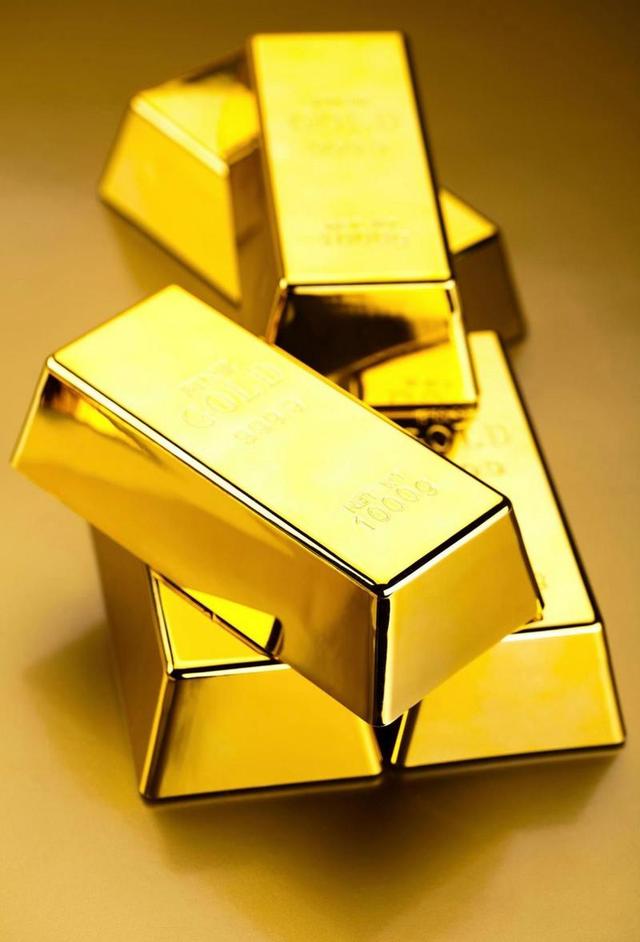 历史性一刻！全球央行买黄金，终于超过了美债！美元霸权要终结？