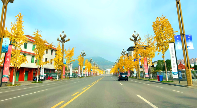 川超开zuá！跟着球赛一路向“昭”，踢球看景两不误