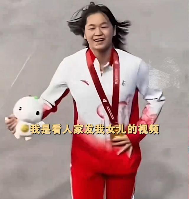 红婵妈妈：她要是退役，希望她回来读书，她现在的文化不怎么样了