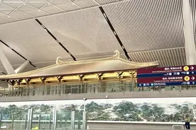 公交直达机场航站楼，出行更方便！图片