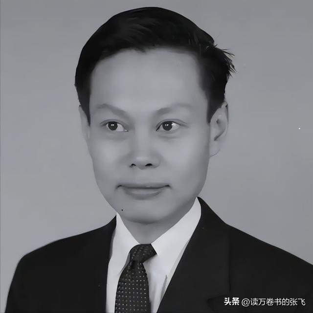 杨振宁的弟弟杨振汉，一查发现，原来他的人生经历也是如此精彩！
