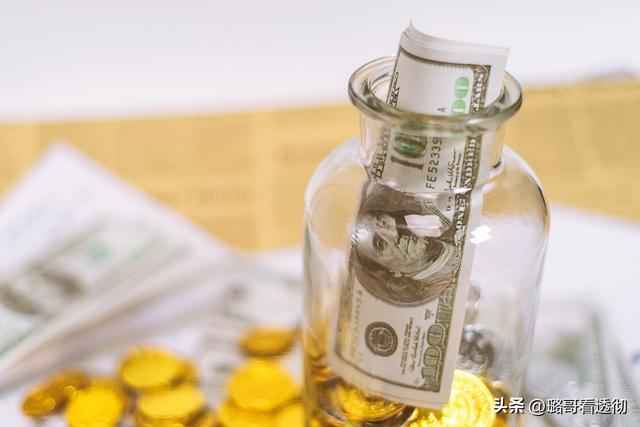黄金爆了，到底还会涨多久？