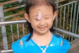 辟谣了！上海海滩走失女童父亲没有那么恶毒，更多真相正浮出水面图片