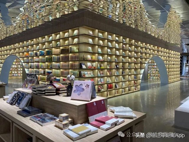 空荡荡、黑漆漆，实拍宿迁八角楼书店现状！