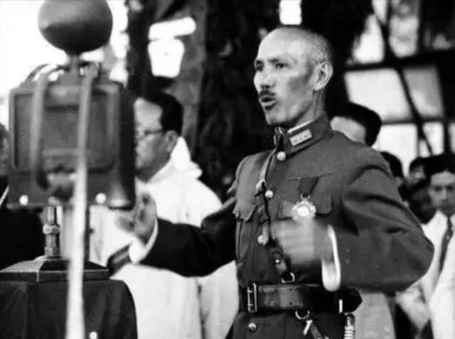 65年彭总重游大渡河，竟然发现：就算把泸定桥炸了，红军也能过河