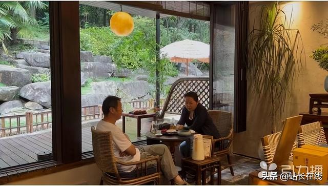 潮玩“白加黑” 来大阳山解锁秋日限定快乐