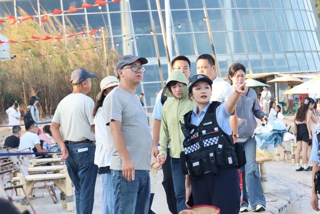 人心安 八闽大地“警”色美