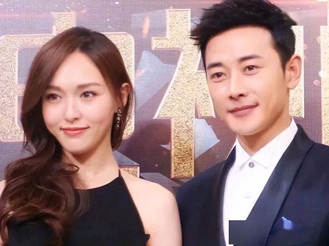 婚变传闻后，罗晋携任素汐与母亲去祈福，撕碎了唐嫣最后一丝体面