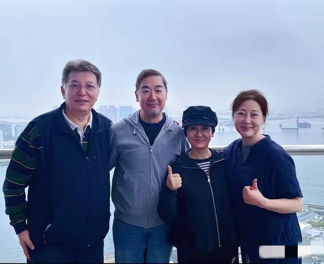 演员邓婕，身高153，个子不高但漂亮，眼睛会说话，演技更没得说