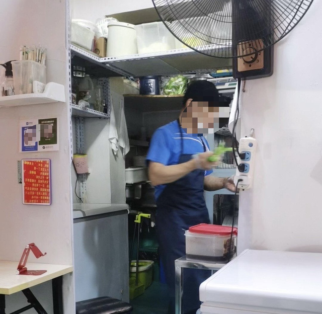 “人生的意义”小吃店老板回应爆红