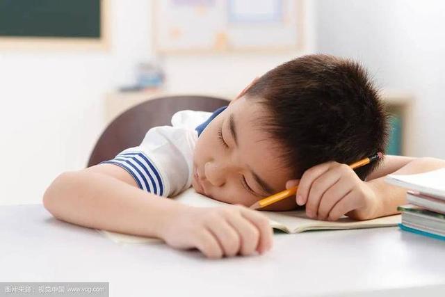 六年级往回看，三四年级真不该让孩子把时间浪费在3个地方