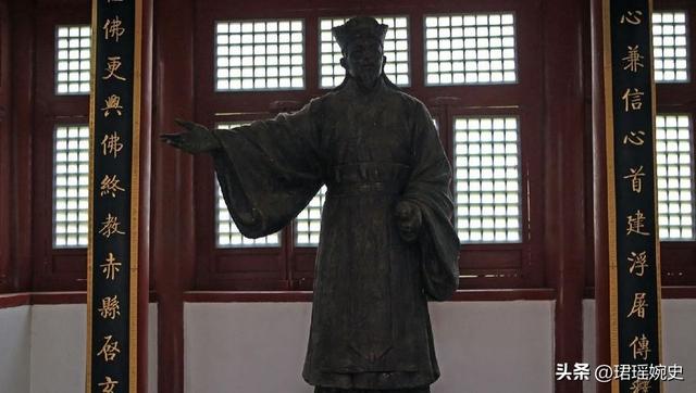 他胜过吕布，投靠谁就杀谁，成三国大恶人，却至今被香火供奉