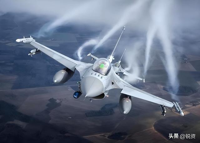 二战黑科技尽显！机载雷达改写空战模式，致命困局被破解