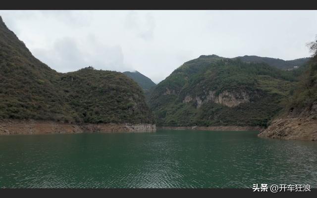 公交船游三峡，最有烟火气的游玩攻略