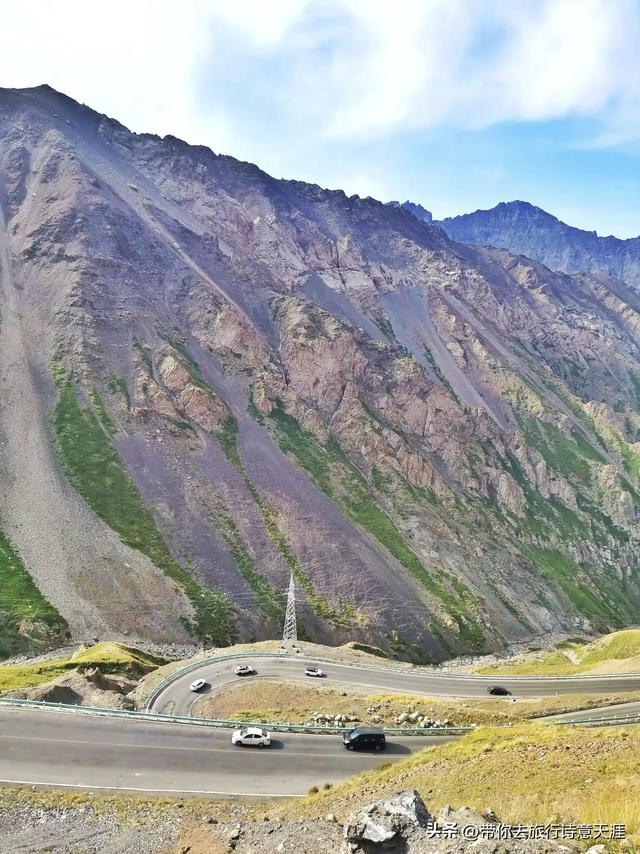新疆独库公路南段的沿途风景