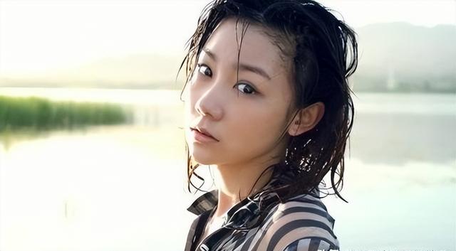 11年，她全裸接受采访，并扬言老了还会拍裸照，14年过去她怎样了