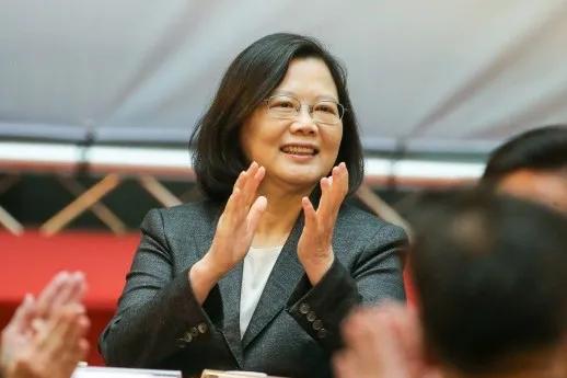 沉默5天,蔡英文发文哀悼,赖清德时代或告终,郑丽文重大失误!