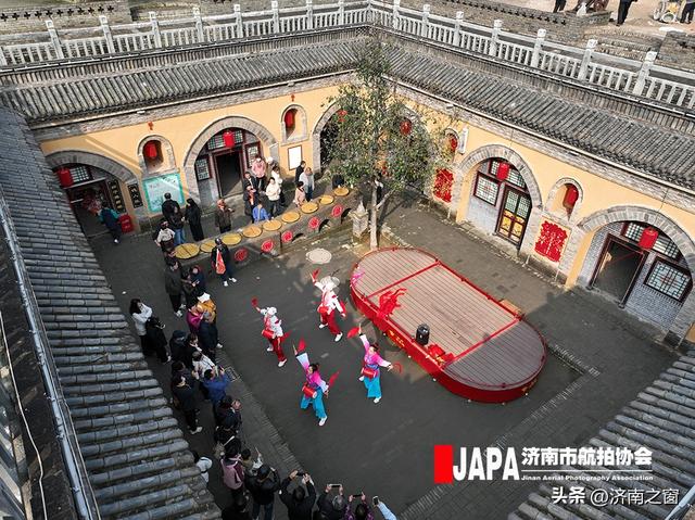 陕州地坑院：地平线下的奇妙之旅