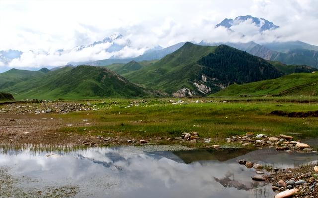 车在路上行，人在景中走——祁连山9号公路旅行记 第三站：野牛沟