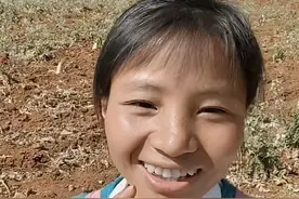 嫁给大山最帅男人被爆改成“黄脸婆”，黄牛到她家都得饿出直角肩图片