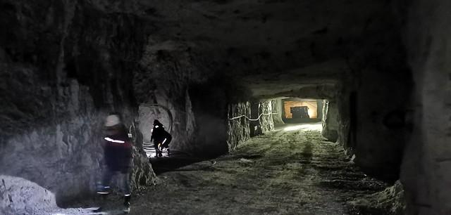 2000年，我在深山收废品时见过一对奇怪夫妻，直到现在仍然忘不掉