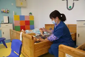 太有爱！寒冬里，这些画面温暖人心→图片