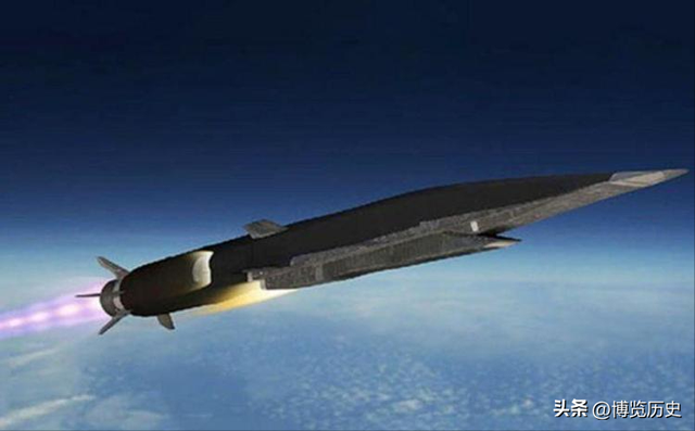 2100枚核弹24小时待命，张召忠曾发出警告：一旦开战，无处可逃