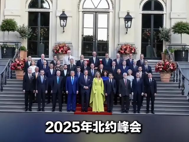李在明拒绝出席中国阅兵，王毅外长挂断电话，送给了韩国一句话