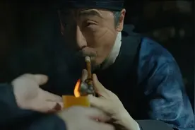 贫穷是两个意思，同样，富贵也是两个意思图片