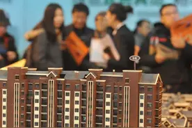 同样都是边户，买房时到底选东户还是西户？内行人给出答案图片