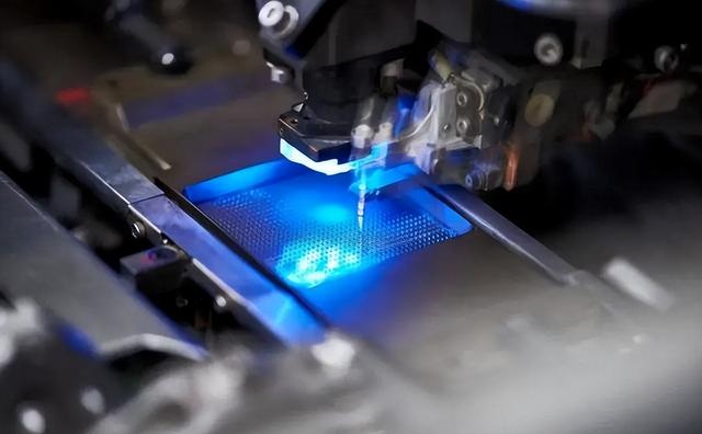 敢和美国对着干的人出现，荷兰公司无惧施压，坚持对华出口光刻机