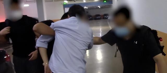 国安部出手又一内鬼被抓！大量军事机密被泄露，作案人身份不简单