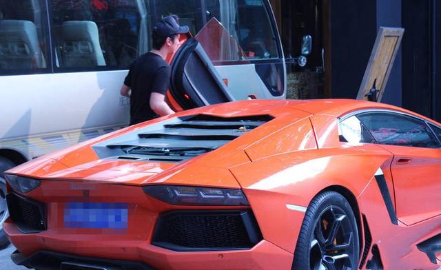 陪睡陪玩只是冰山一角！万达蒸发800亿后，王思聪再次传出大丑闻