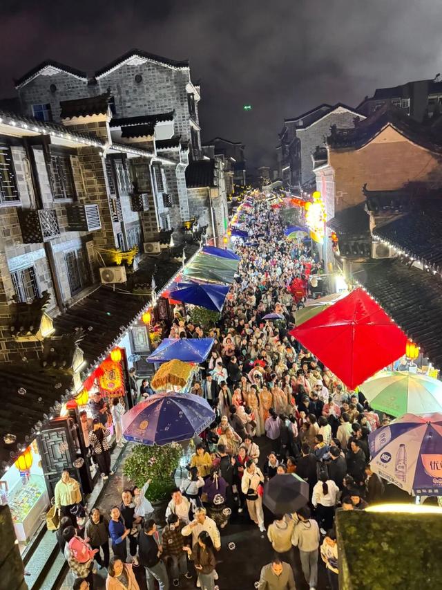 【 “雨” 你相约】国庆假期圆满收官！石泉文旅市场“热”力全开，魅力再升级！