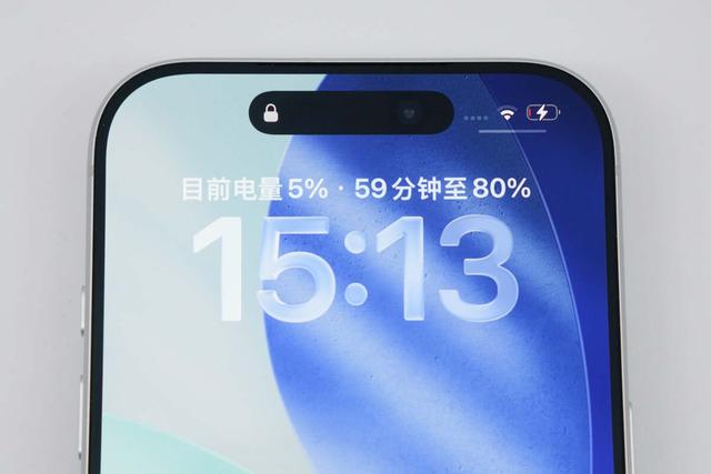 谷歌25W Qi2.2磁吸无线充电器评测：实测输出功率高达29W！