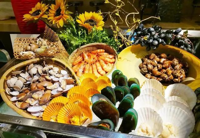 周末2大2小叹“森林秘境”度假地，吃住玩全了，汤泉萌宠…平靓正