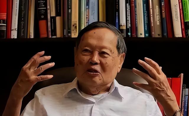 杨振宁的年薪到底有多高？知道真实数据后，才发现对他误解太深