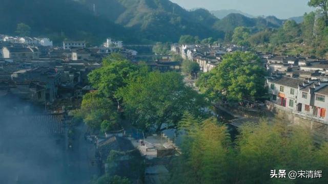 瑶里古镇收费引争议，景区“爆火即圈钱”乱象如何破？