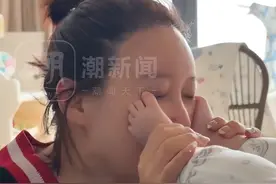 34岁女演员吴悦菡发文称因爱闻自己4个月宝宝的脚丫，导致眼睛感染肿胀，无法睁眼图片