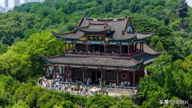 媒体实探少林寺迎新住持后首个周末：几乎无收费项目，游客量不减