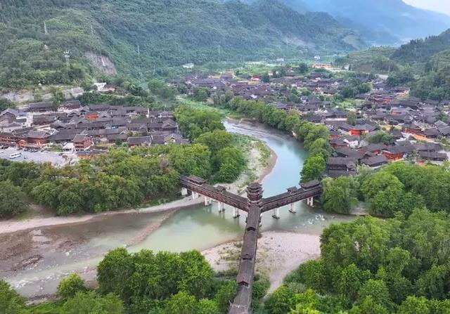 湘西龙山县一日游十大必去旅游景点