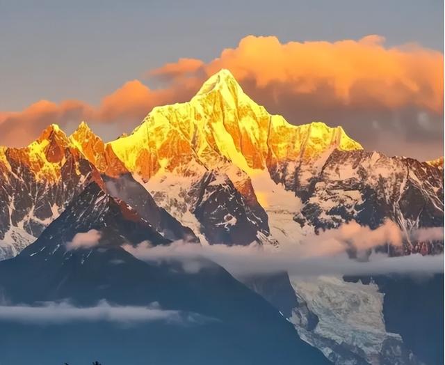 1991年17名登山精英集体遇难，7年后发现诡异登山日记：我们错了