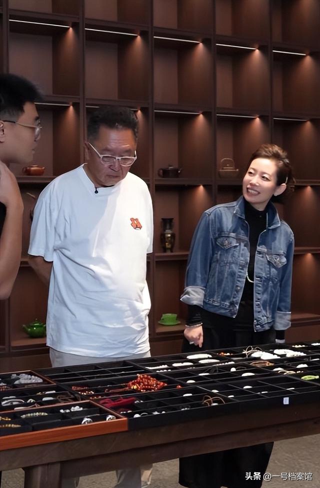 钱再多有什么用？官方出手揭开于谦真实现状，终是步上何炅的老路