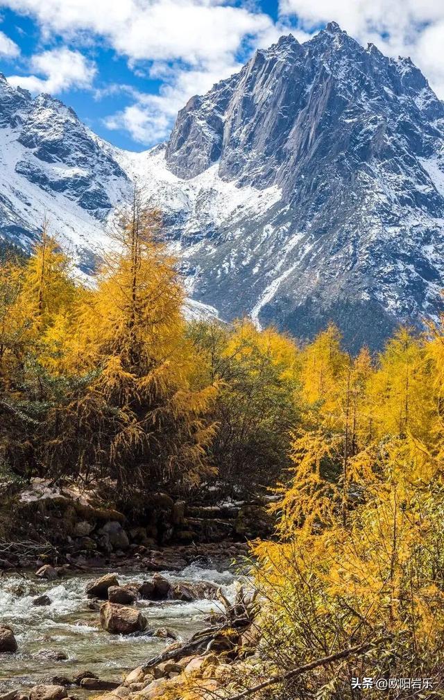 是什么让资深驴友每年秋天都偷偷跑去川西？？