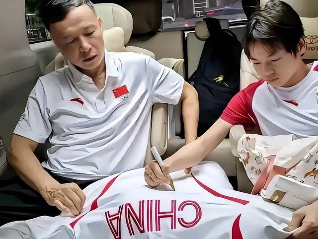 全红婵恩师何威仪揭秘：其实我跟全红婵有很多矛盾，原来是这样的