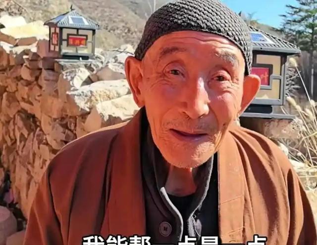 和尚老了也可怜！山西77 岁僧人，山洞苦修 13 年，没吃没喝崩溃落泪