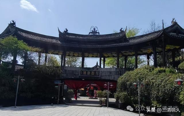 平乐这座两千年历史的古镇，曾是川西地区一颗耀眼的明珠